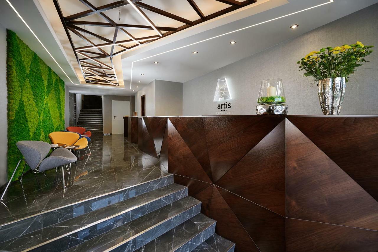 Artis Boutique Hotel Сомбатгей Екстер'єр фото